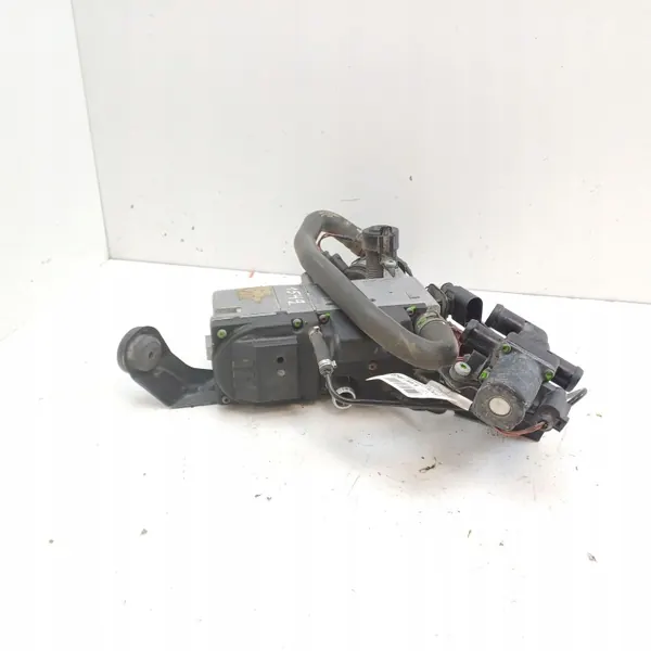 Webasto parkeringsvärme OEM 7P0815008L Porsche Cayenne image 6