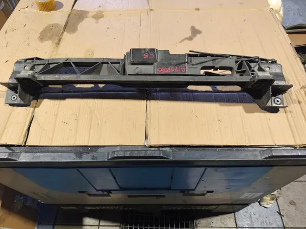 Ylävyöjen vahvike OEM 9824055880 Peugeotille image 2
