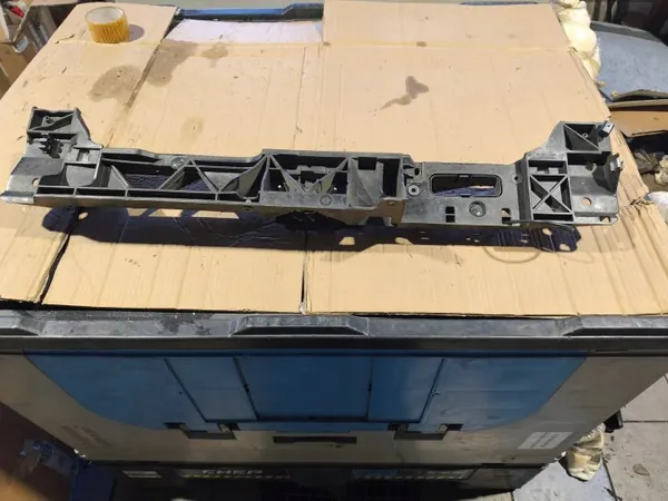 Ylävyöjen vahvike OEM 9824055880 Peugeotille image 3