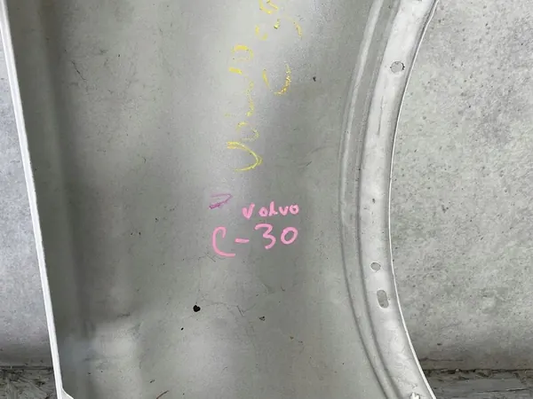 Parafango Anteriore Sinistro VOLVO C30 image 9