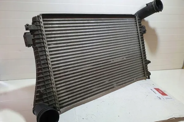 Radiatore Intercooler VW TOURAN 1.9L Diesel 2008 image 2