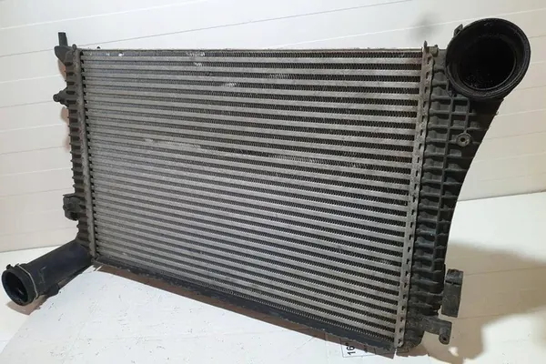 Radiatore Intercooler VW TOURAN 1.9L Diesel 2008 image 3
