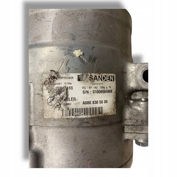 Compresor de aire acondicionado MERCEDES-BENZ C W205 A0008305600 image 4