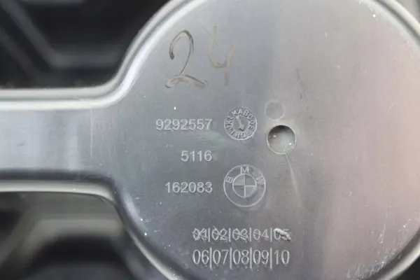Mukiteline OEM bt-cars-37714 BMW X1 F48 Musta image 10