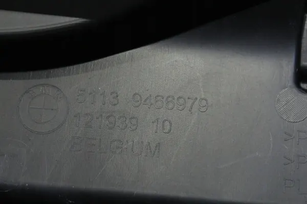 OEM 5A342C9 bagageluckstäck för BMW G70 image 10