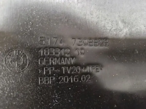 BMW 7308828 Guide de Conduit d'Air Droit Avant F01 Série 7 image 7