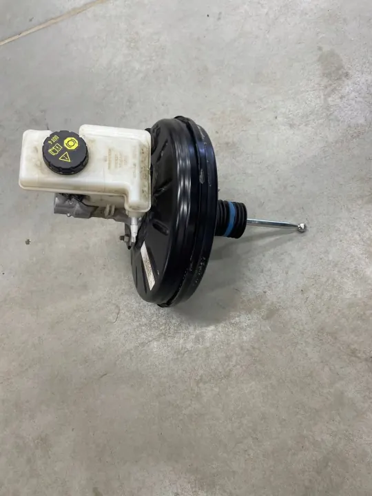 Pompe de servofrein OEM 3Q1614105BJ pour Audi Q3 83A image 4