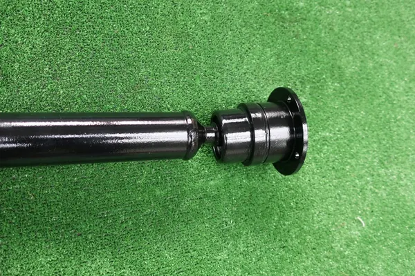 Bakre drivaxel Suzuki Jimny Diesel Bensin OEM image 2