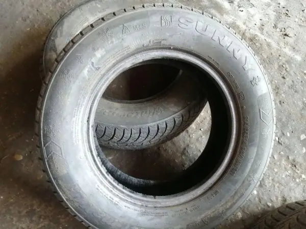 VW Golf VIII bakluckagaller OEM 21565R15 image 3