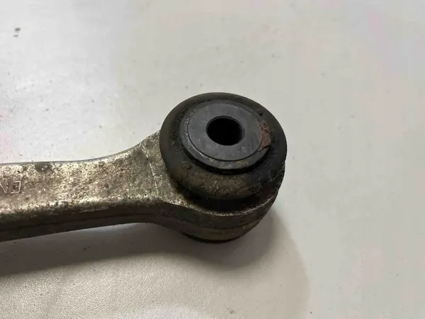 Braccio di controllo posteriore superiore BMW M3 e92 2010 OEM 2283549 image 3