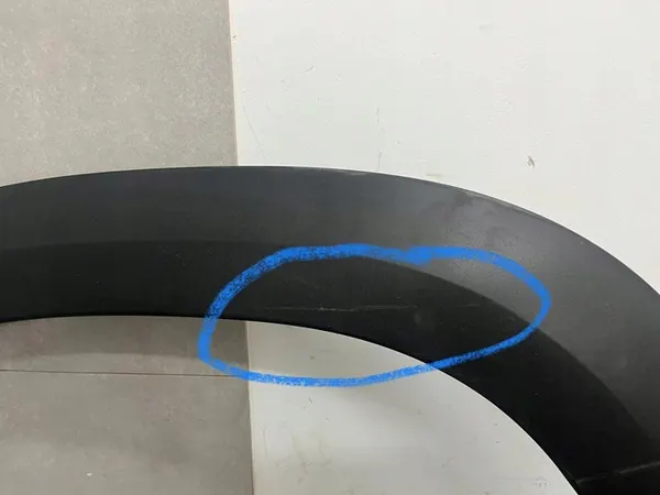 Vasen lokasuojan trimmi Dacia Spring 638139334R image 6