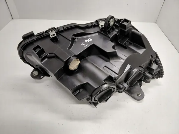 Linker koplamp Mercedes C-Klasse W205 OEM A2059066402 image 4