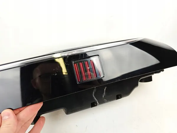 VW Caddy V Lámpara Trasera Izquierda 2K7945207E image 10