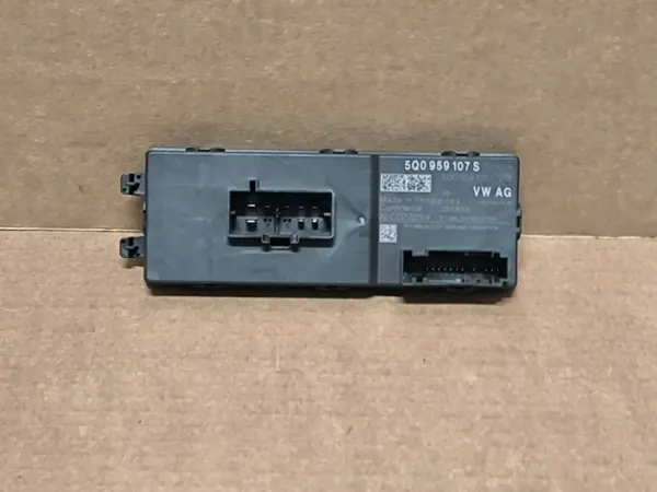 Module Commande Hayon Audi Q3 83A OEM 5Q0959107S image 2