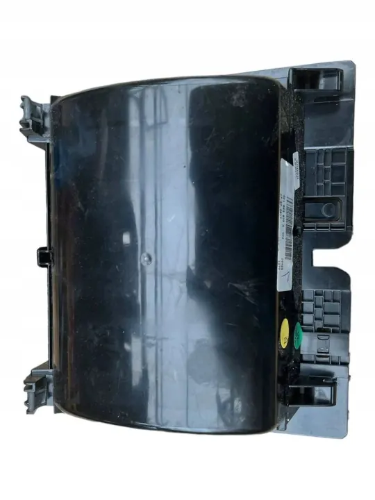 Skoda Octavia Mk3 Mittelkonsole Aschenbecher OEM 5E1863077H image 4