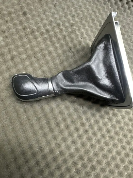 OEM 3AB713203E Manchon de Levier Vitesse Volkswagen image 5