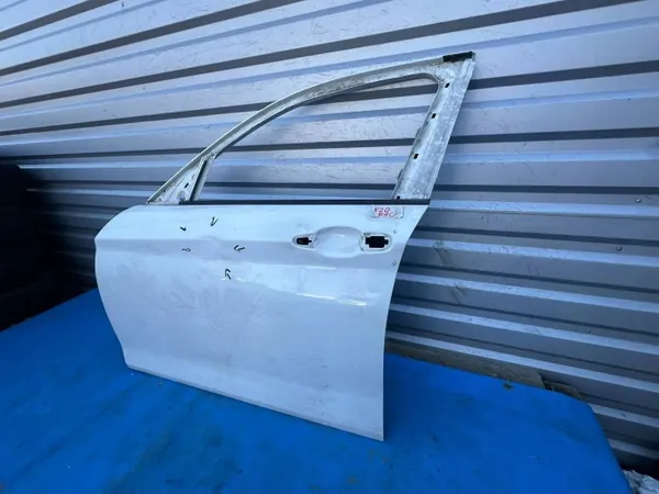 OOR3519 Vänster framdörr för BMW 1-serien F20 image 3