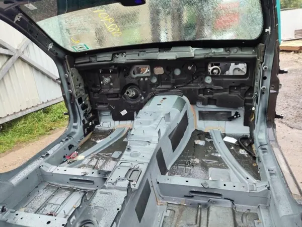 OEM 266553 Maserati Framskärm Höger image 5