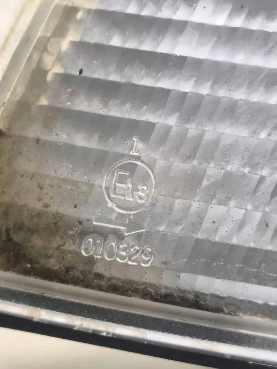 Framljusdel Audi A4 S4 B5 1996 OEM 3B0953123B image 3