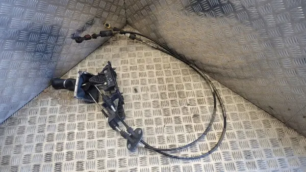 Levier de vitesse Ford Focus 2007 OEM F0604070421 - Occasion image 2