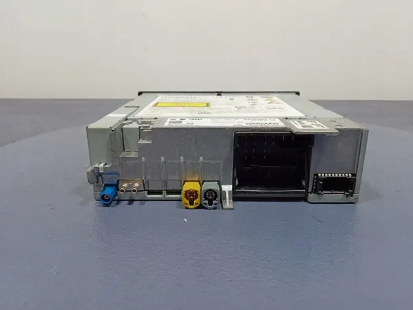 Skoda Superb III MIB2 Radio-Navigationsläsare OEM 3V0035043A image 4