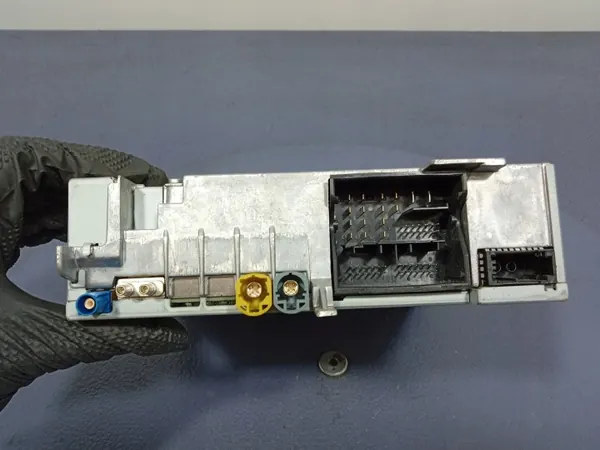 Skoda Superb III MIB2 Radio-Navigationsläsare OEM 3V0035043A image 8