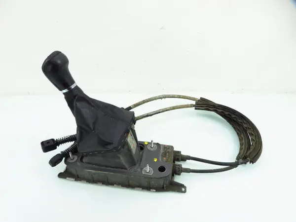 Cric VW d'occasion OEM 3T0711049A pour Skoda Superb II image 2