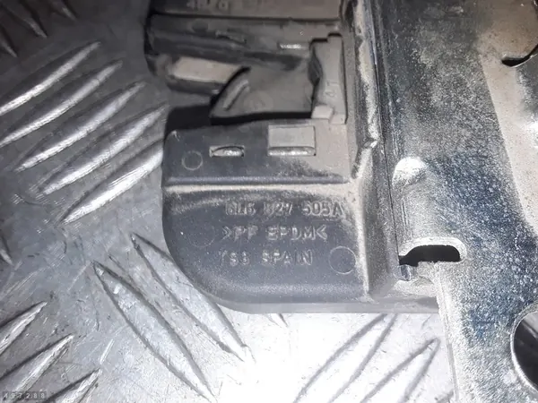 2002 Seat Ibiza Blokada 6l6827505a image 4