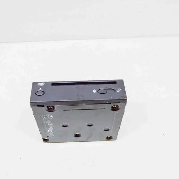 Changer CD d'occasion OEM 31285568 pour Volvo XC60 II image 5