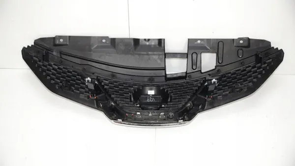 Puskurin ritilä OEM 368446323 Nissan Qashqai J11:lle image 4