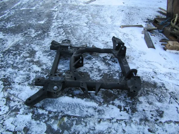 GEELY E245 Vorderachsschwinge OEM 6608013566 image 2