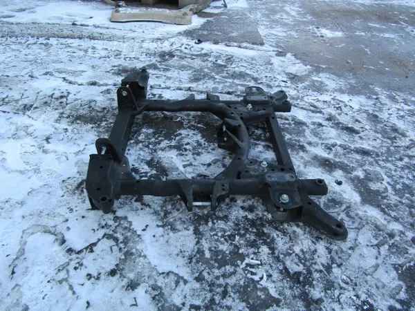 GEELY E245 Vorderachsschwinge OEM 6608013566 image 4