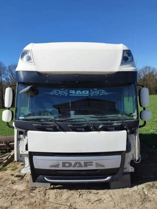 DAF XF 106 EURO 6 Kabine - Gebrauchtes OEM-Teil image 2