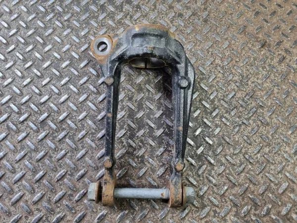 Suporte inferior do amortecedor Dodge Challenger OEM 68078352AB image 5