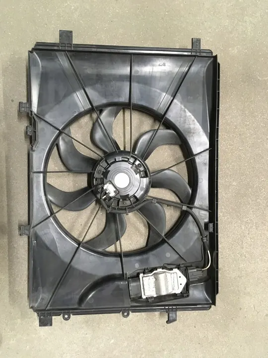 Radiateurventilator Assemblage Mercedes B-Klasse W246 W176 1.5 A2465000093 image 2