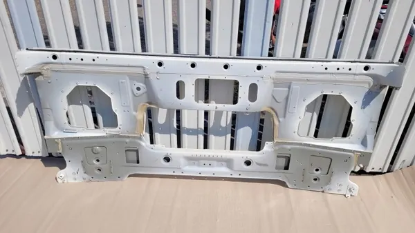 DAF XF 106 Euro 6 ohjaamon etuseinä OEM 11111111 image 10