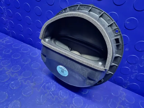 Altifalante esquerdo dianteiro Audi A5 OEM 8W5035297 image 6