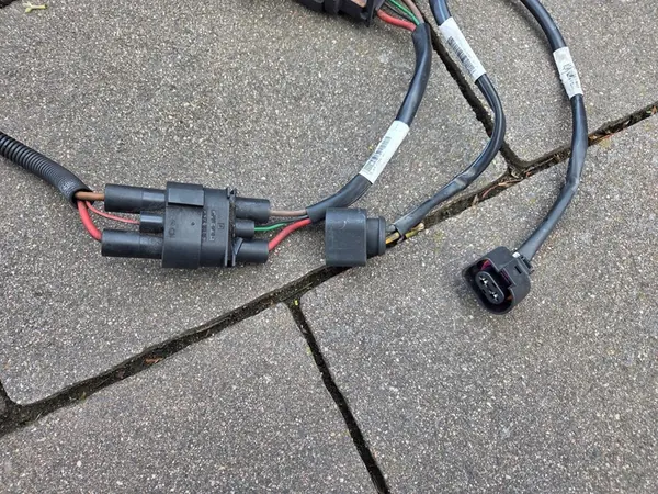 AUDI A4 B8 2.0 TDI Tuulettimen Ohjausmoduuli 8K0959501C image 4