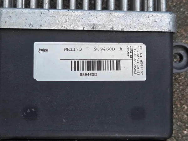 AUDI A4 B8 2.0 TDI Tuulettimen Ohjausmoduuli 8K0959501C image 6