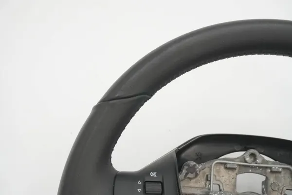 Volant Cuir Multifonction OEM 98084116ZD Peugeot 2008 image 4