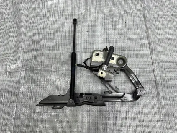 Land Rover Motorkapscharnier OEM K8D2-16801-A Gebruikt image 2