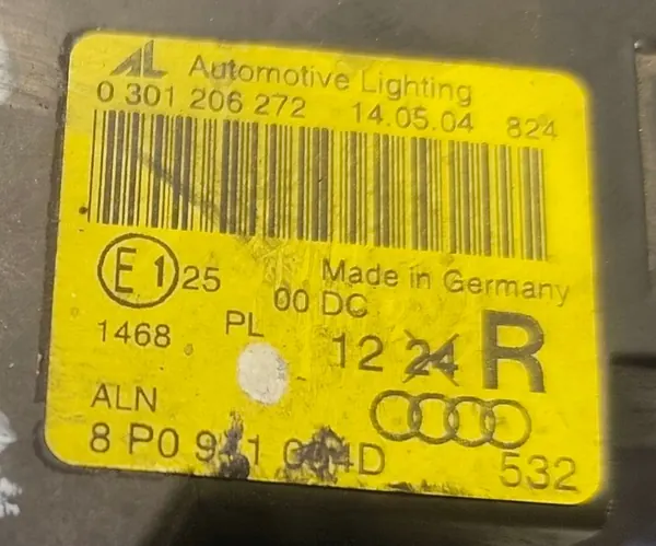 AUDI A3 8P Faro Xenón Delantero Derecho image 4