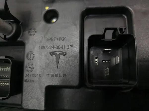 Module Confort Tesla Model Y OEM 149732400H 2023 image 5
