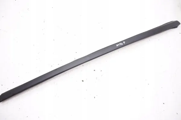 Joint de pare-brise avant droit OEM 30753553 Volvo XC70 image 2