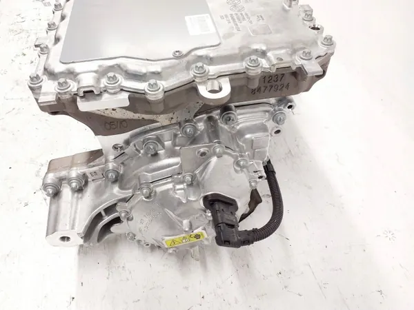 Motor eléctrico trasero BMW OEM 5B60361 para iX1 image 10