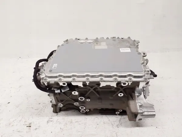 Motor eléctrico trasero BMW OEM 5B60361 para iX1 image 8