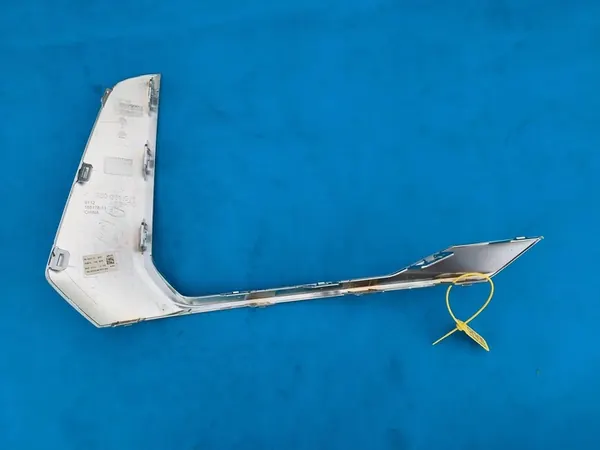 Acabamento de para-choque traseiro lado direito BMW 5 G60 G61 5A1E132 image 3