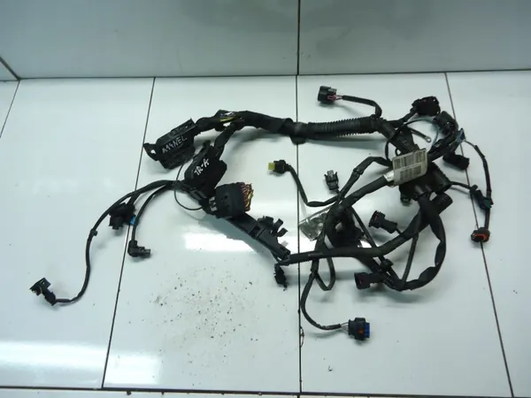 Opel Astra J 1.4T Motor Kabelboom OEM 13426455 image 2