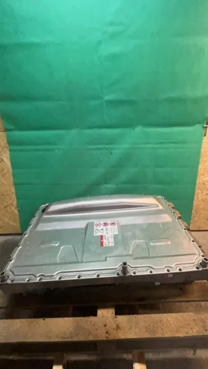 Batterie OEM 3Q0804842 J pour Skoda Superb 3 1.4 e-Hybrid image 2