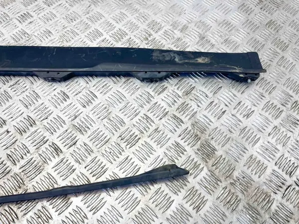 Peça de para-choques traseiro Mercedes-Benz SL R107 OEM A1078800344 image 4